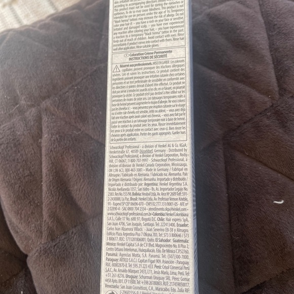 Schwarzkopf TBH True Beautiful Honest Permanent Haircolor Creme 8-06 - Picture 2 of 3